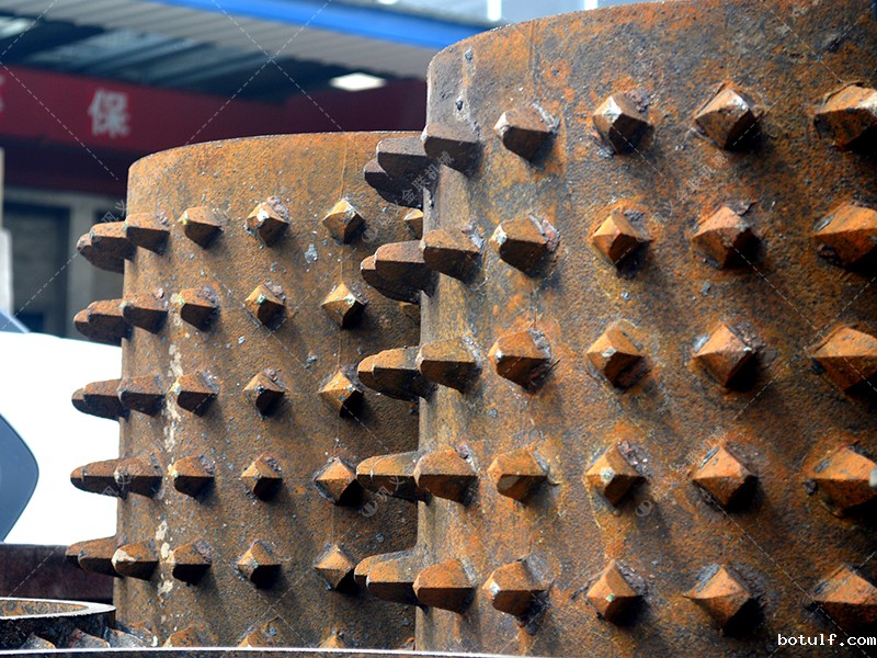 双齿辊破碎机怎么选购,安装要点有哪些? 双齿辊破碎机怎么选购,安装要点有哪些?