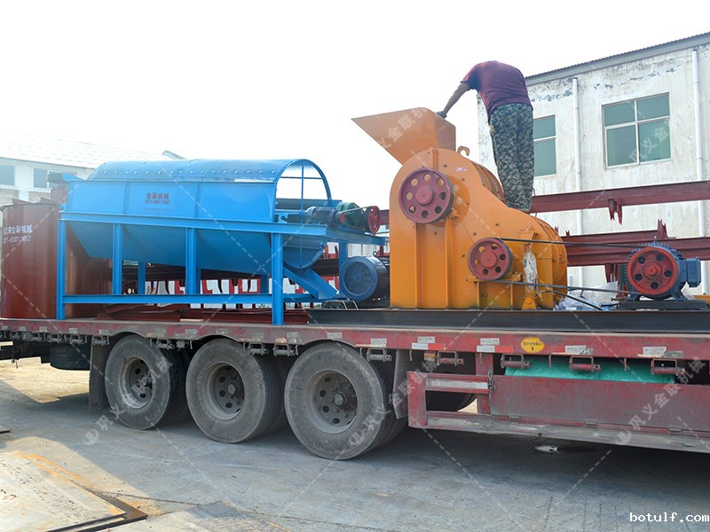 破碎机生产线发货图片_双级粉碎机_滚筒筛分机