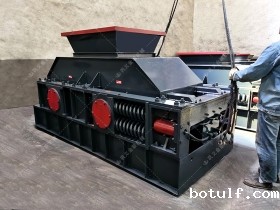 大型对辊制砂机 1208型制砂机发往内蒙古