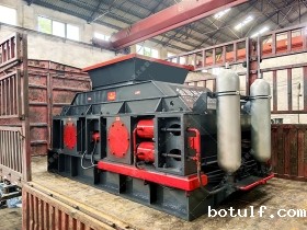 1200x800液压直联对辊破碎机发往河南