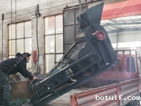 SCF800*600双级粉碎机发往山东济南破碎煤矸石