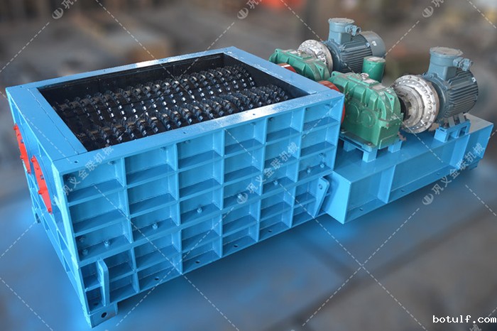 强力双齿辊破碎机,分级齿雷竞技技厂家,大石头破碎机价格