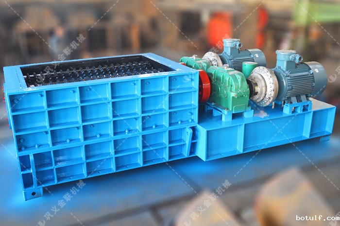 强力双齿辊破碎机,分级齿雷竞技技厂家,大石头破碎机价格