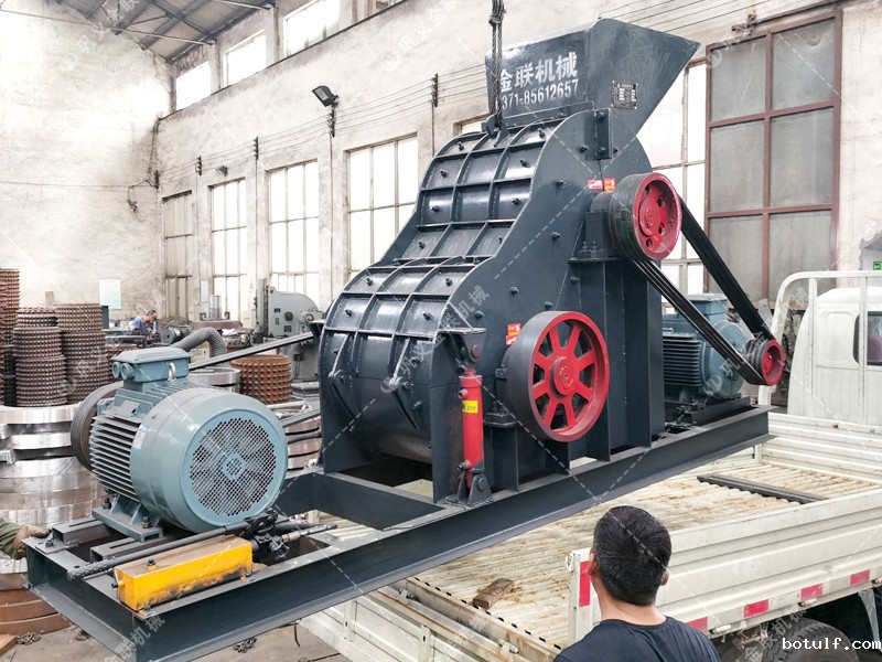 双级粉碎机-双级无筛底粉碎机-小型双级破碎机-工作原理-图片-视频及型号参数