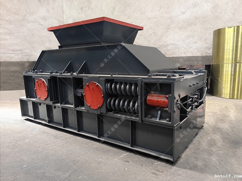 解决对辊破碎机运转过程中轴承温度过高的方法