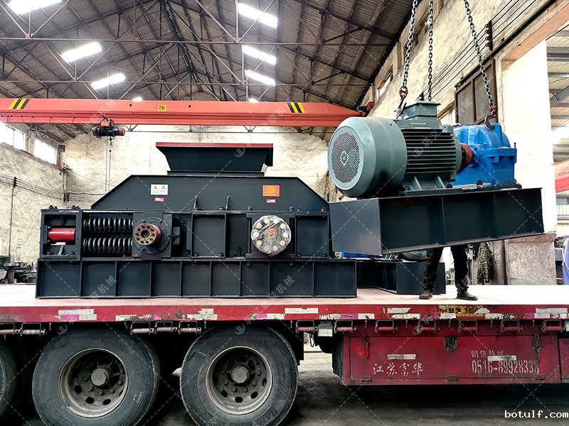 解决对辊破碎机运转过程中轴承温度过高的方法