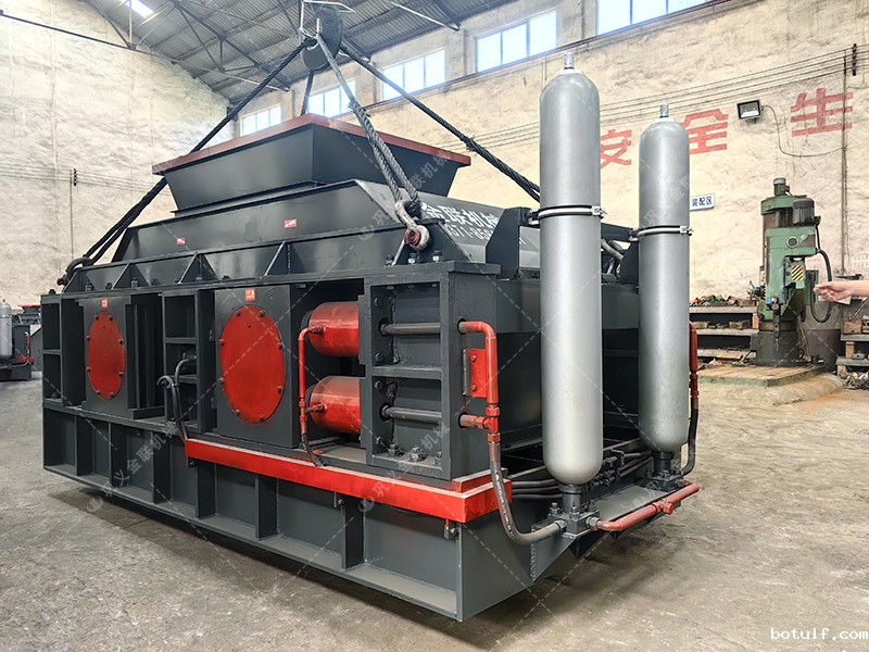 2025 年制砂设备新趋势：全自动液压对辊制砂机为何成行业优选？